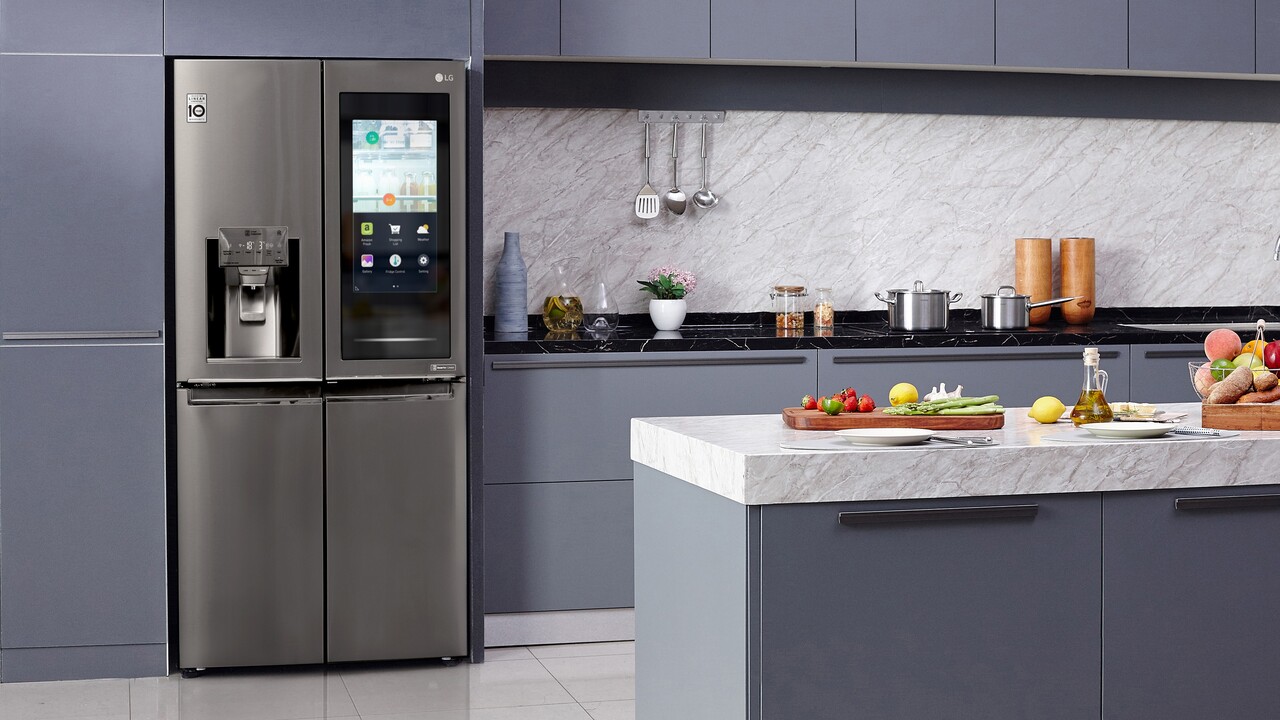 Tủ lạnh thông minh: LG và Samsung biết từ máy ảnh những gì có trong kho