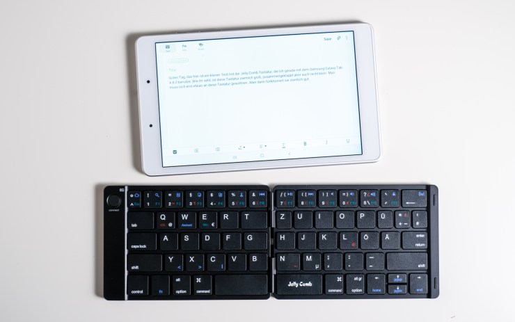 Galaxy Tab A 8.0 với bàn phím Jelly Comb