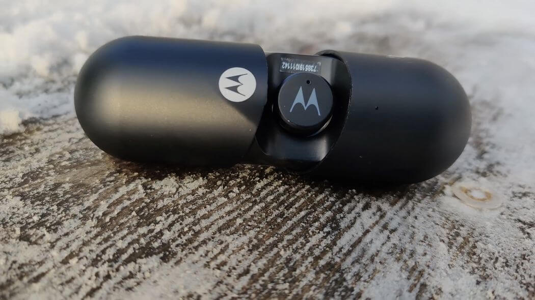 Đánh giá Motorola Vervebud 400: Thiết kế hoàn hảo của tai nghe không dây