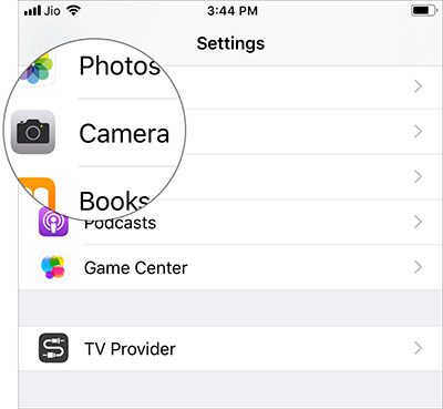 Chạm vào Camera trong Cài đặt iOS 12