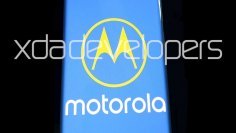 Một bức ảnh từ một nguồn đáng tin cậy được cho là cho thấy điện thoại thông minh mới của Motorola.
