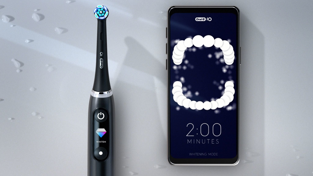 Bàn chải đánh răng Oral-B có thể được kết nối với điện thoại thông minh để có kết quả bằng ứng dụng iO (Phát lại: Tiết lộ)