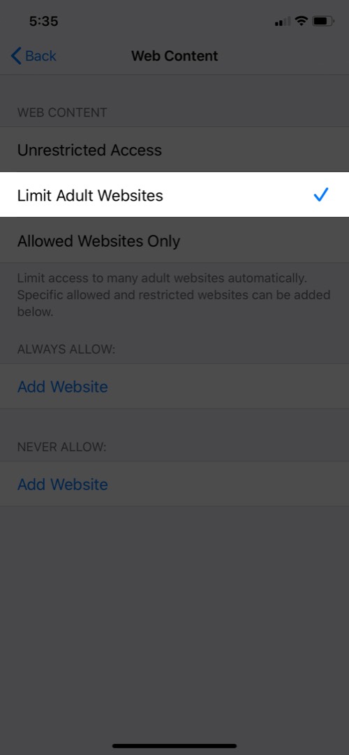 Chọn tùy chọn trang web giới hạn trong nội dung web trên iPhone