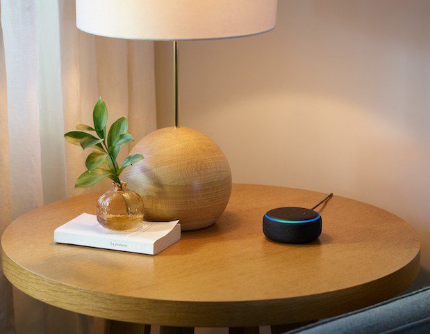 Amazon Tai nghe không dây với Alexa và Fitness Track có thể hoạt động