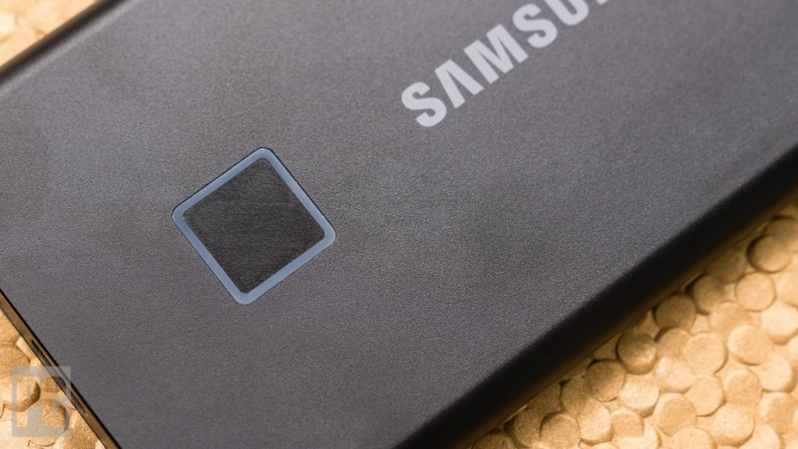 Nhìn thoáng qua: Đánh giá Samsung Portable SSD T7 Touch