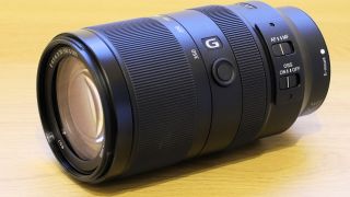 Sony E 70-350mm f / đánh giá 4.5-6.3 G OSS