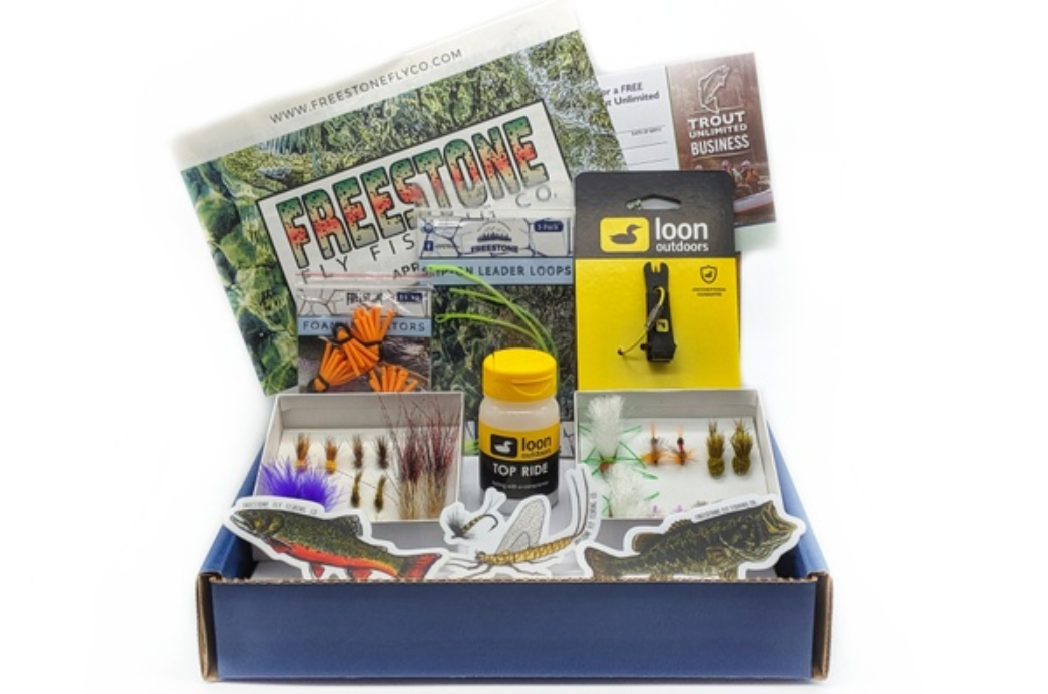 Freestone Fly Fishing Company Kotak berlangganan memancing terbaik untuk pemancing lalat dan model untuk trout air hangat steelhead
