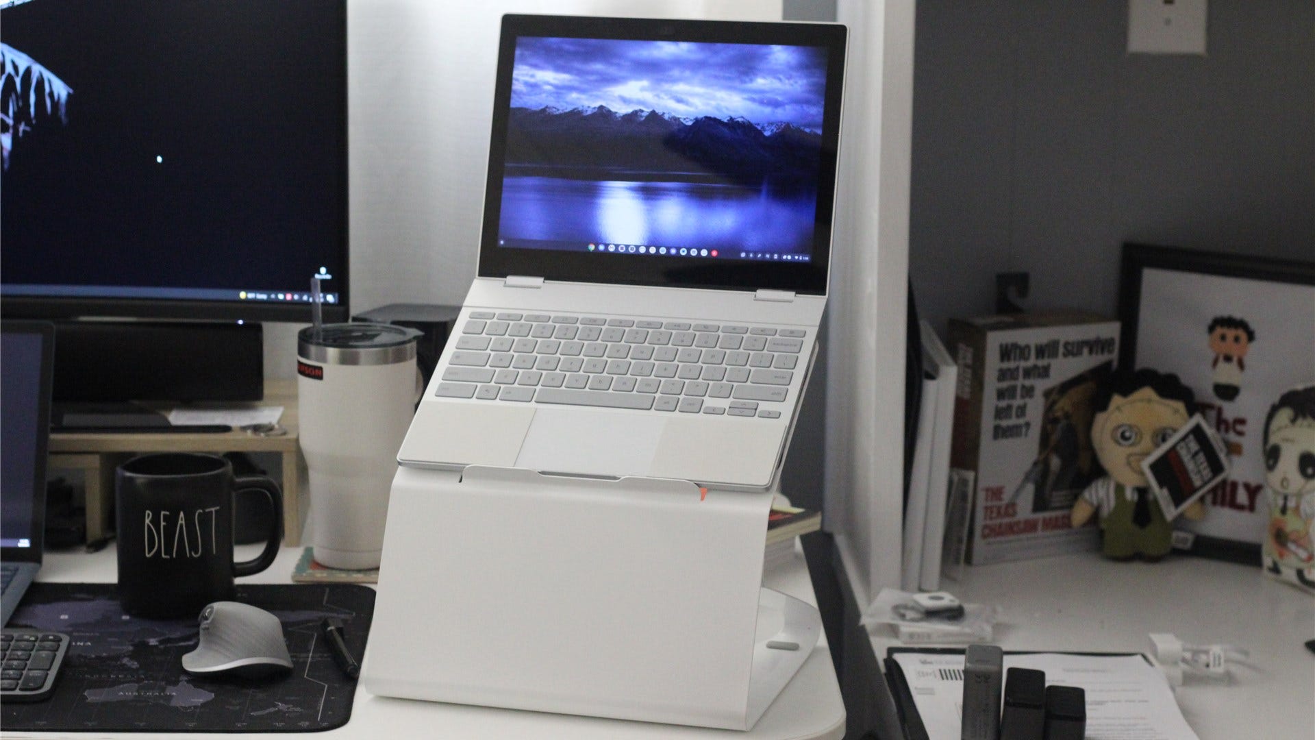 Fluidstance Lift Laptop Stand Review: A Swing and a Miss