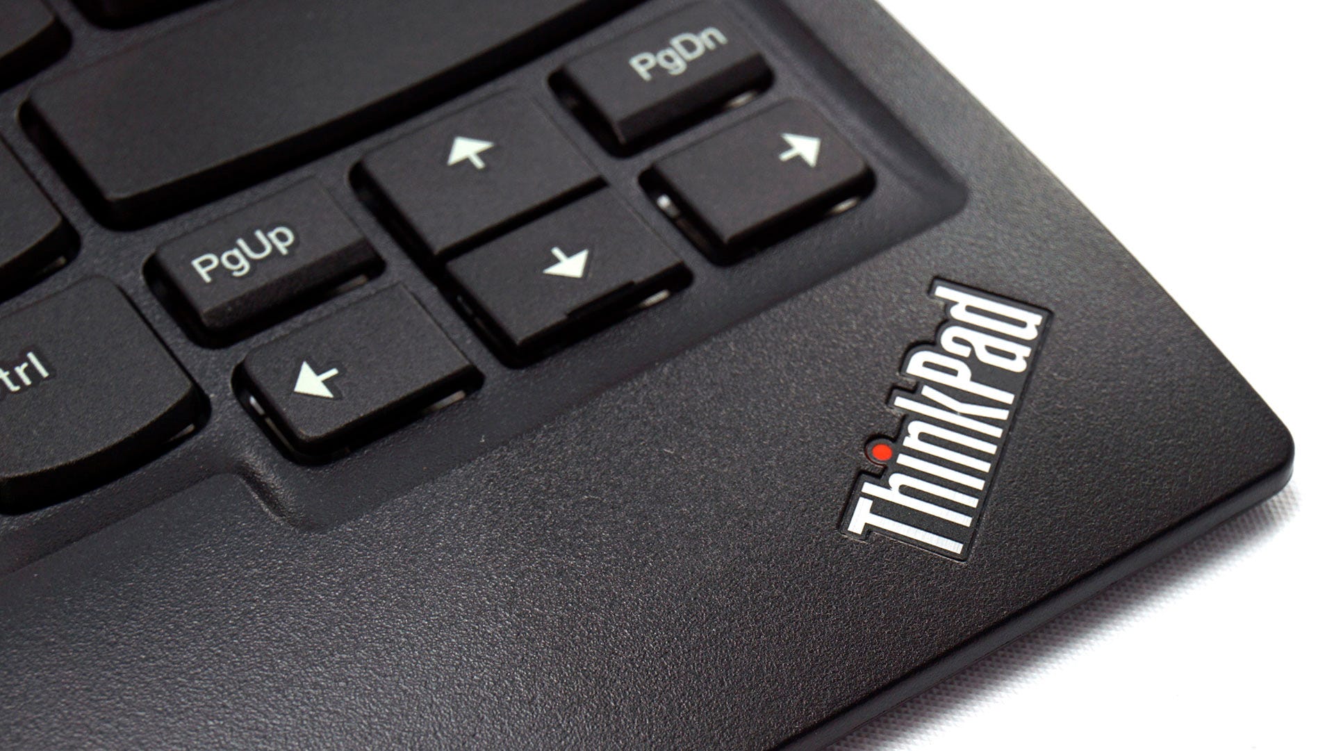 ThinkPad-logotyp på tangentbordet