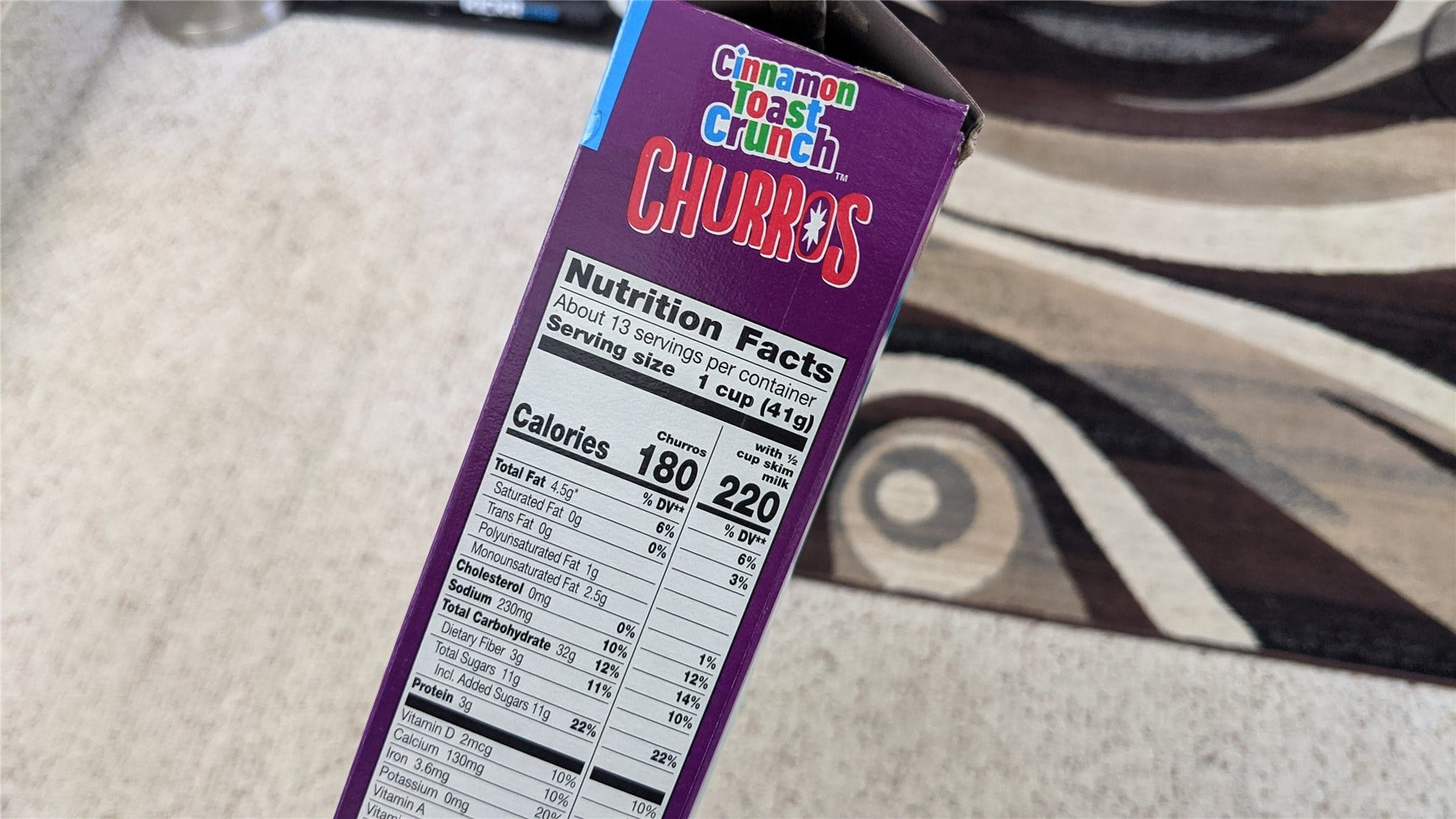 Hình ảnh về thông tin dinh dưỡng trên hộp Churros