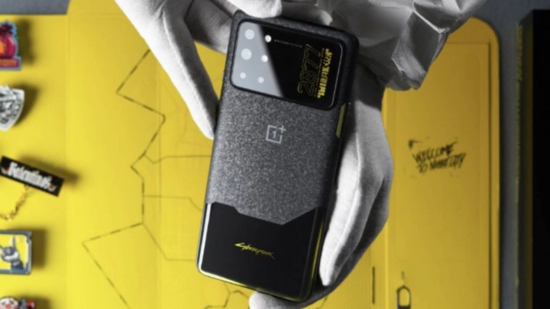 OnePlus speciella Cyberpunk 2077 8T finns nu att köpa i Kina