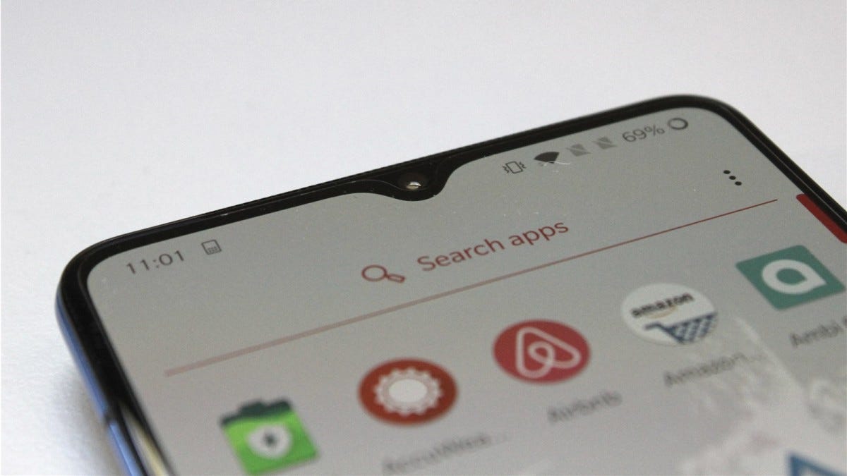 Tìm kiếm ứng dụng trên điện thoại thông minh OnePlus