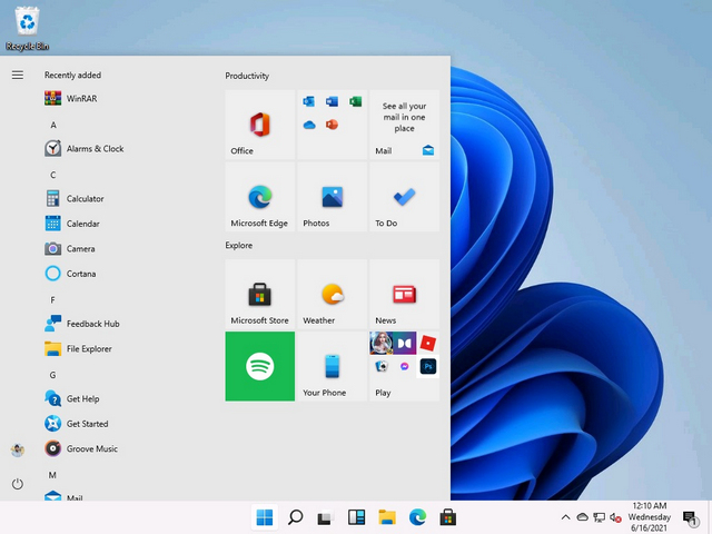 windows  10 menu bắt đầu với các ô trực tiếp được bật windows 11