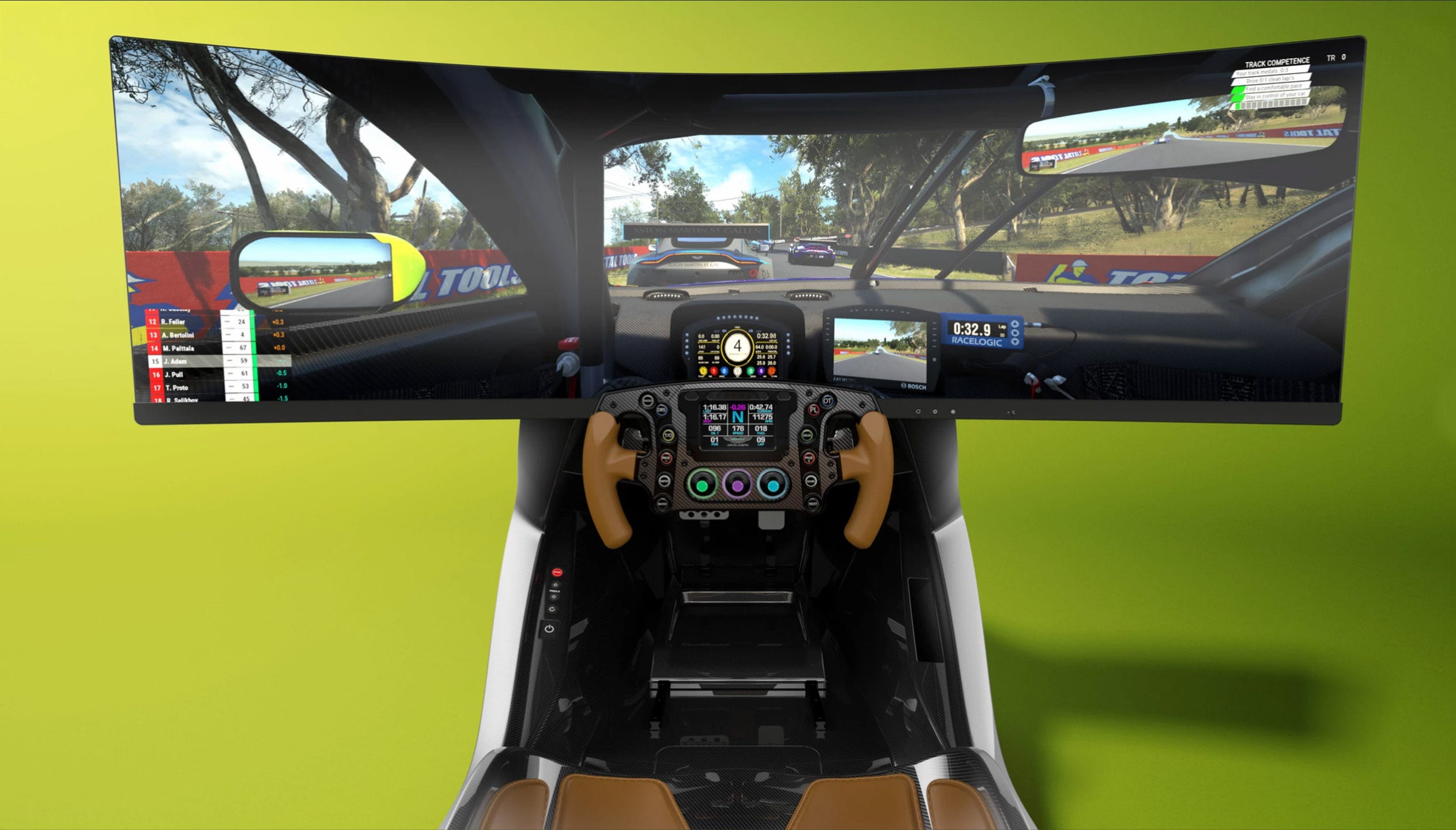 Simulator balap Aston Martin