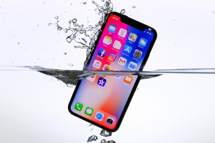 Hur man dränerar vatten från din iPhone (arbetsmetod)