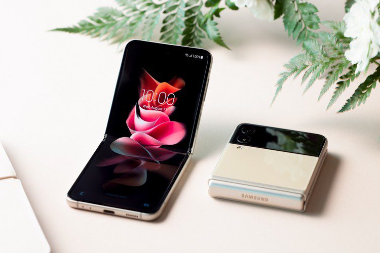 Samsung Galaxy Z Flip 3 với 1.9-Màn hình bao che, ra mắt xếp hạng IPX8