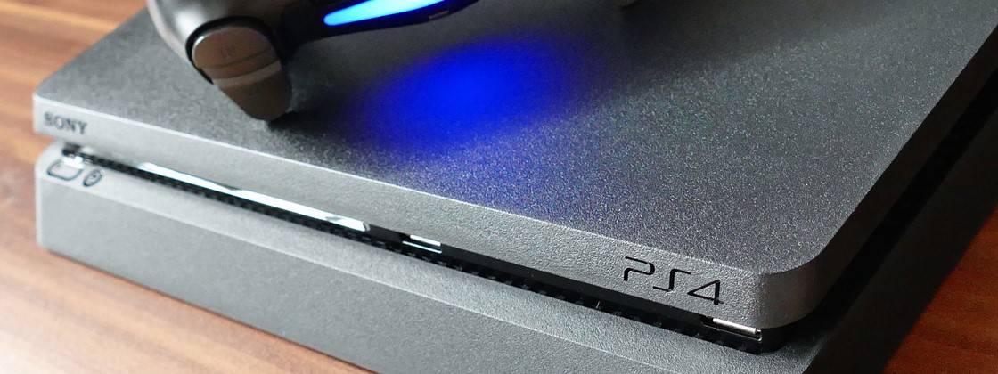 Ett brain PS4-avhopp!  Sony stämpel novos Excivos para a consola