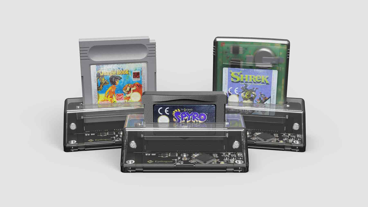 Số ba GB Các nhà khai thác đã chèn các trò chơi hộp mực Game Boy