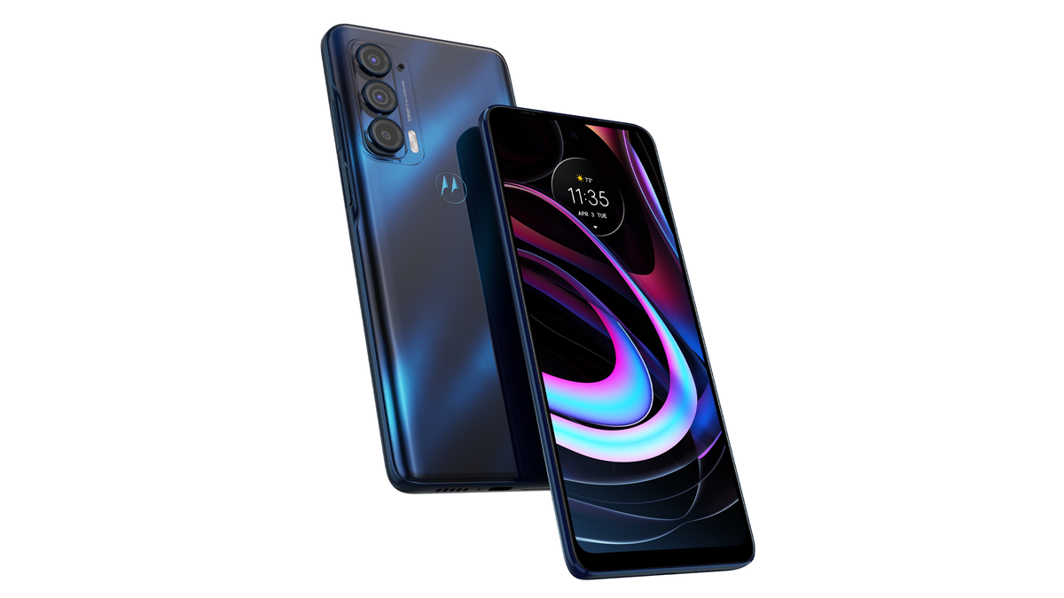 Motorola Edge 2021 i blått.