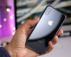 Loyalitas pengguna iPhone turun ke titik terendah sepanjang masa