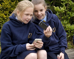 Prancis melarang ponsel cerdas dan tablet di sekolah