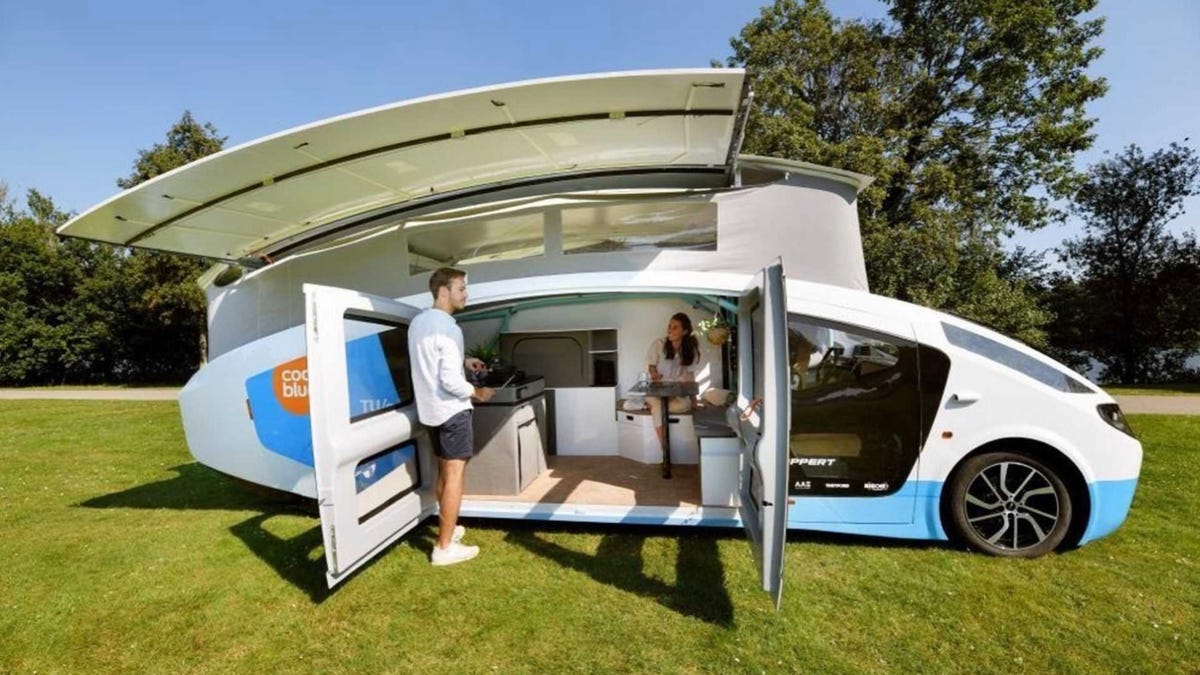 Máy cắm trại năng lượng mặt trời hoàn chỉnh đầu tiên trên thế giới Stella Vita