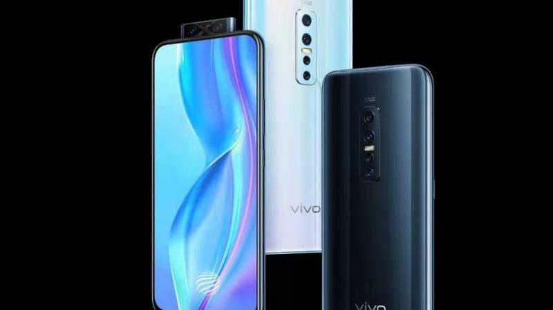 The Vivo V17 Pro is targeted at photography and selfie freaks, and features a quad camera setup on the rear, comprising a 48MP f1/8 main lens with phase-detection auto focus.