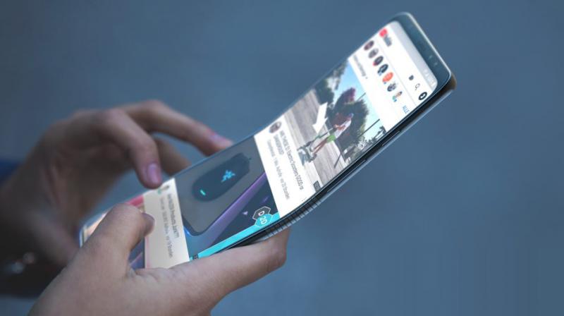Samsung’s mobile division CEO said “It was time to deliver” on a foldable smartphone. (Photo: nieuwemobiel.nl)