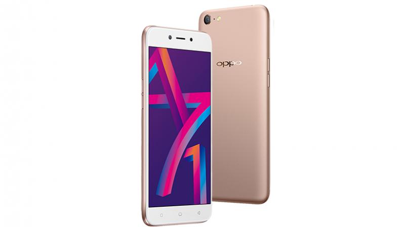 The OPPO A71 comes in two colour variants — Gold and Black.
