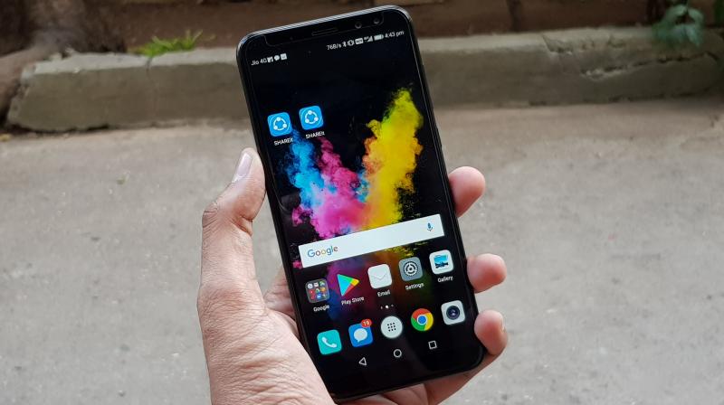 The Honor 9i is undoubtedly in the race for being the best smartphone in the sub 20K range. It comes with a decent design, an edge-to-edge display, dual cameras on both ends and a long lasting battery.