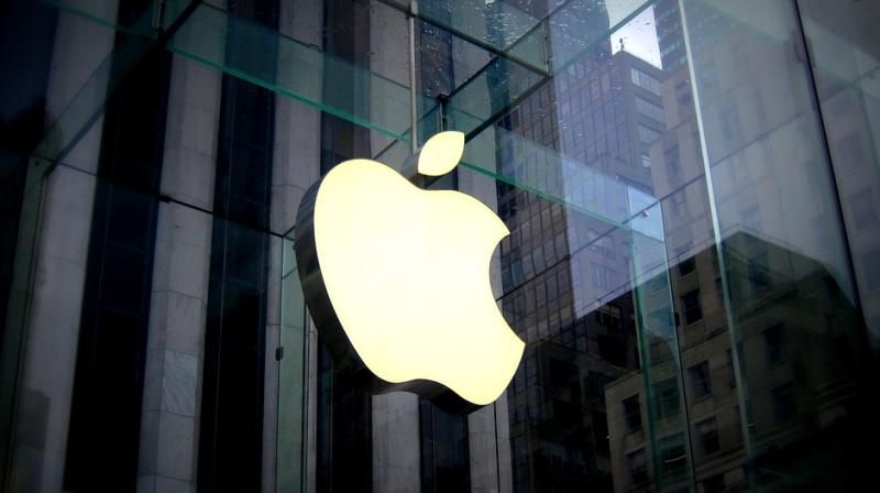 Apple sparkar anställda efter att dotterns iPhone X-video blivit viral