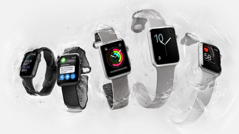 Các Apple Watch Loạt 2 là đồng hồ thông minh thế hệ thứ hai của công ty