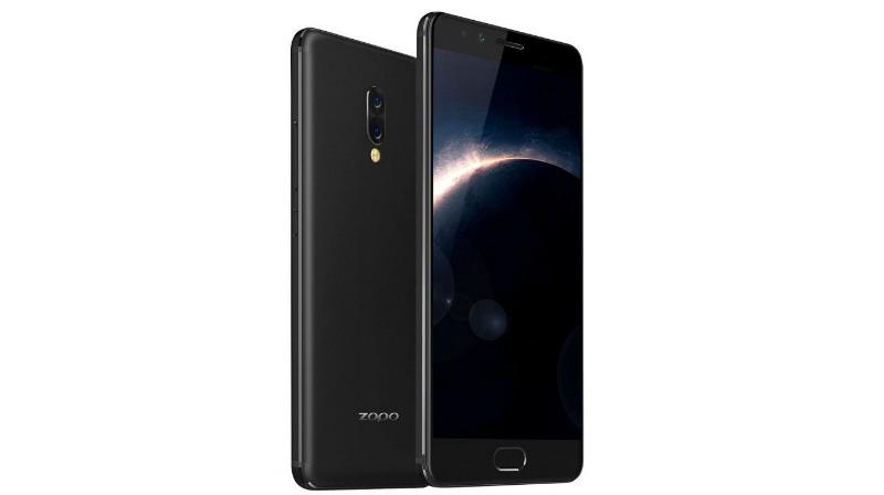 It is powered by a 1.5GHz MediaTek Helio P10 (MT6750T) octa-core processor paired with Mali T860 GPU backed by 4GB RAM and 64GB of internal storage and offers memory expansion.