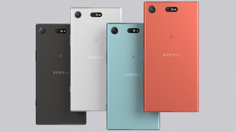 The Xperia XZ1 Compact shares the specs under the hood as the Xperia Z1 with same SoC, RAM and Adreno 540 GPU. The smartphone packs a Triluminous 4.6-inch HD display with 720 x 1280 pixel resolution.