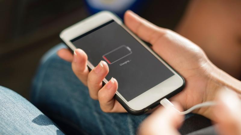 Vill du spara batteri på din telefon?  Du kan kontrollera följande steg