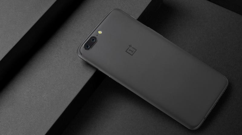 The update also brings standby battery enhancements for optimisation of the OnePlus 5’s battery life.
