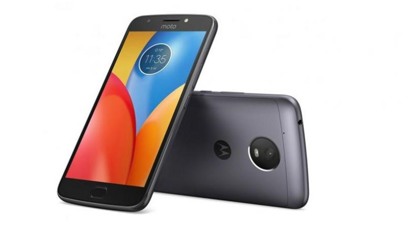 The Moto E4 Plus sports a 5.5-inch HD display with 720 x 1280 pixel resolution and is powered by a 1.3 GHz quad-core MediaTek MTK6737M SoC coupled with 3GB of RAM and 32GB of storage.