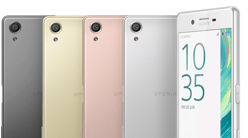 Sony Xperia X, X Compact som kör Android Nougat 7.1.1