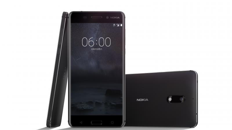 Nokia 8 och 9 läckte i bilder, visar upp gränslös design