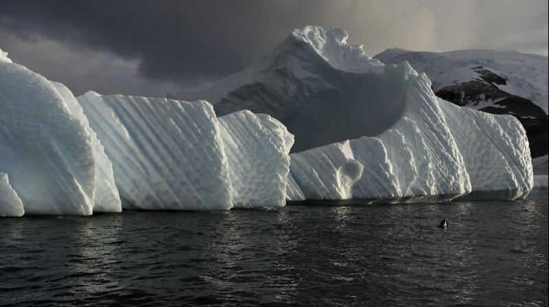 Hittade stora sjöar gömda under antarktiska glaciärer