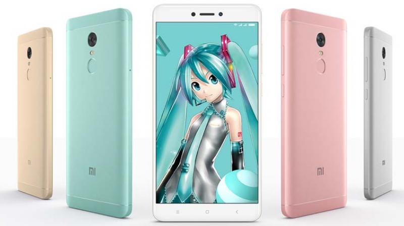 Several reports suggest over 578,672 people have already registered for the sale of the ‘Hatsune Miku’ colour variant.