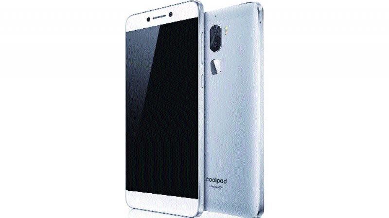 The Coolpad Cool 1 Dual is a good buy and is one of the few devices that offers dual camera in this price range.