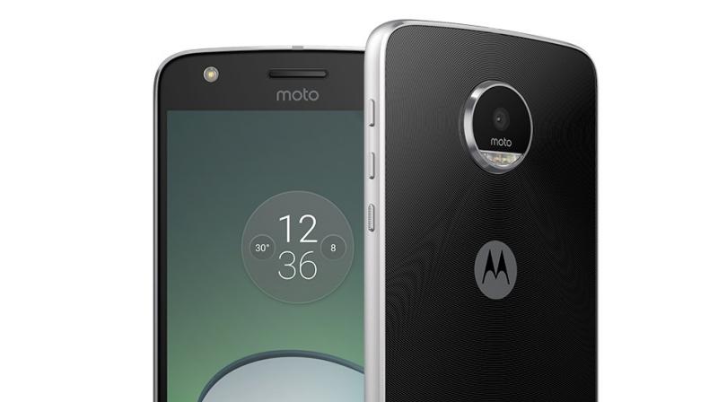 Moto Z has reportedly received Wi-Fi certification and may come with pre-installed Android Nougat update.