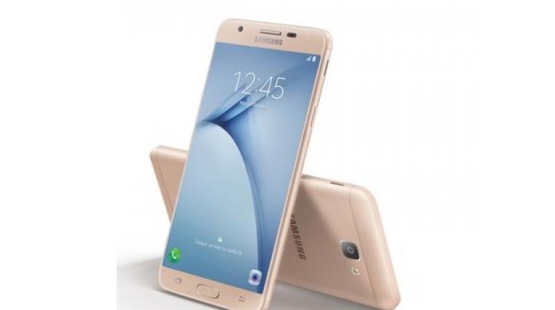 Samsung tillkännager ‘Galaxy On Nxt Smartphone’ för 18 490 Rs