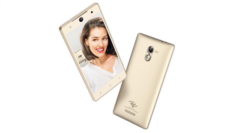 itel’s partnership with Reliance Jio for it1520 as well as it1512 allows its users with unlimited access to 4G internet and voice calls till December 2016.