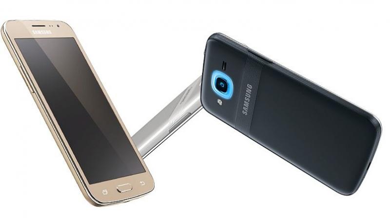 Samsung Galaxy lanserade J2 med Smart Glow