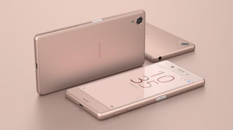 Sony lanserar sina första smartphones i X-serien