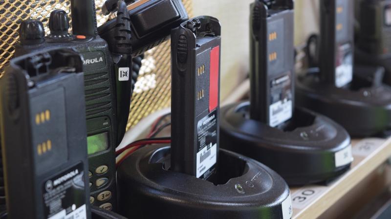 Battery in a walkie talkie (Photo: Pixabay)