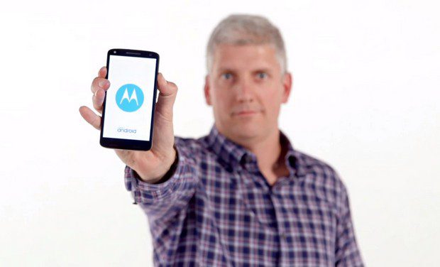Motorola tillkännager världens första smartphone med en splittersäker skärm