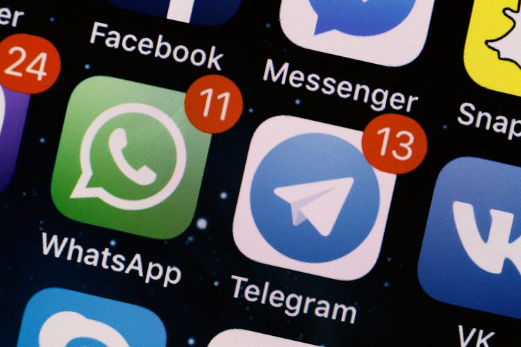 Cách ẩn ảnh hồ sơ trên WhatsApp và Telegram